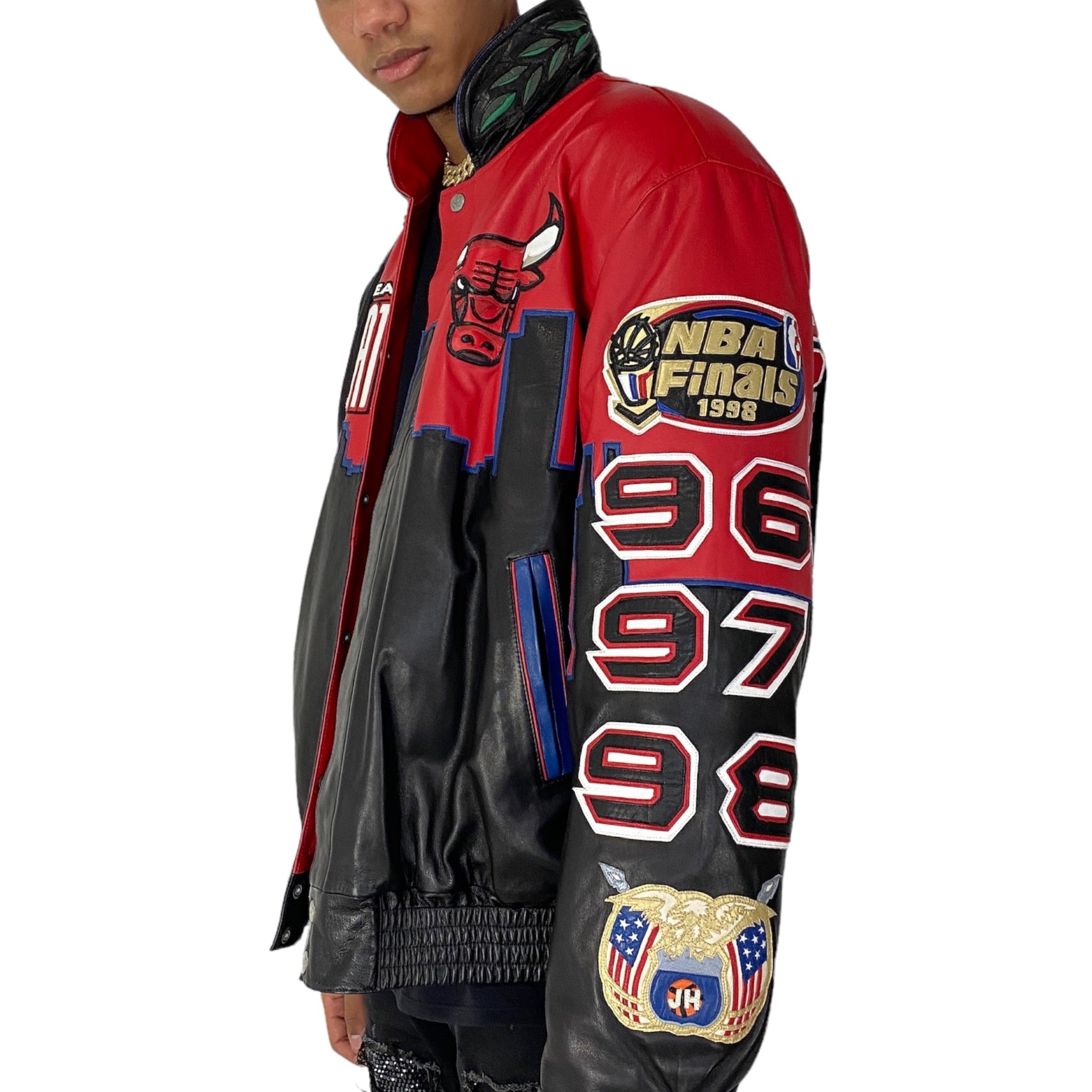 🏀 Get the Jeff Hamilton NBA Chicago Bulls Wool and Leather Jacket!